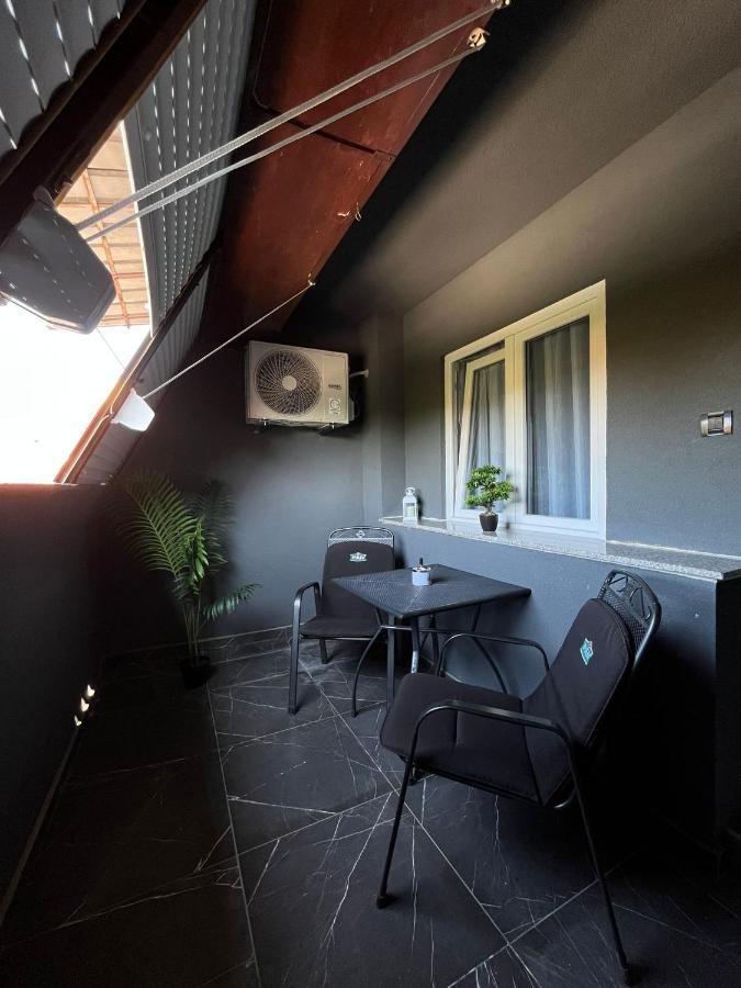 Apartamento Aby Slavonski Brod Exterior foto